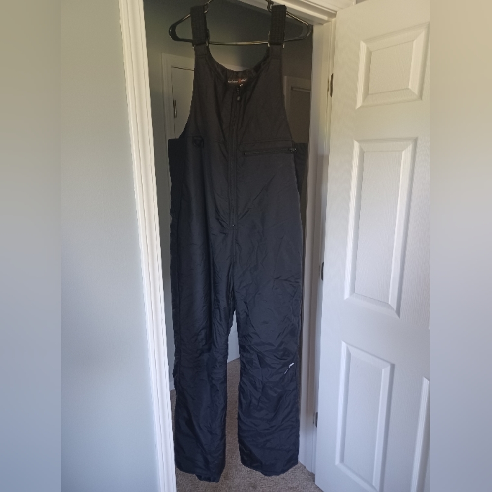 Outdoor gear mens peak bibs.